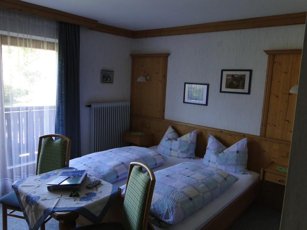 Pension Wildental Sankt Martin bei Lofer Zimmer foto